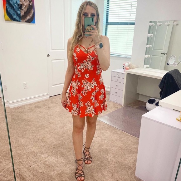 Meet your Posher, Hidden Gem Era! - Picture 7 of 8